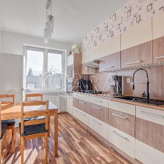 Prodej bytu 3+1 84 m² Ženklava