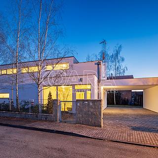 Prodej rodinného domu 226 m&sup2; České Budějovice