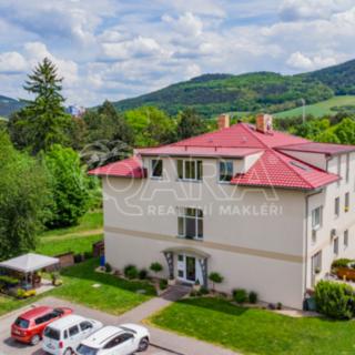 Prodej bytu 4+kk 117 m² Zdice