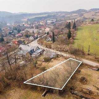 Prodej stavební parcely 792 m² Postupice, Benešovská