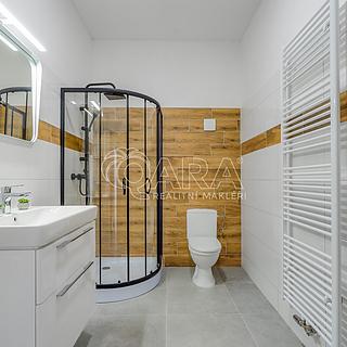 Pronájem bytu 2+kk 45 m&sup2; Úpice