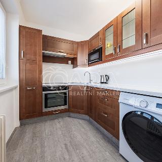 Pronájem bytu 2+1 46 m² Praha, Vrbenského