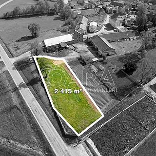 Prodej stavební parcely 2415 m&sup2; Kolinec
