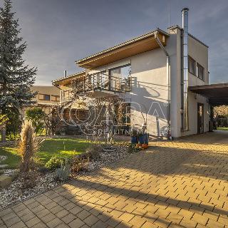 Prodej rodinného domu 121 m² Šestajovice, U Hřiště