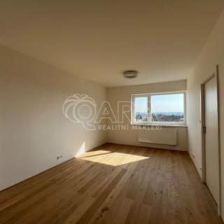 Pronájem bytu 2+kk 41 m² Praha