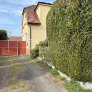 Prodej rodinného domu 170 m² Čáslavsko