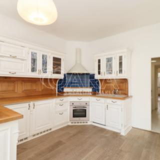 Pronájem bytu 3+1 105 m² Praha, Vinohradská