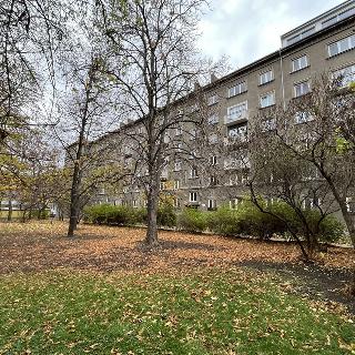 Pronájem bytu 2+1 62 m² Praha, Jerevanská