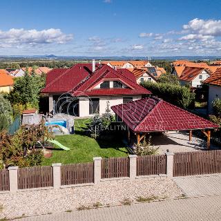 Prodej rodinného domu 252 m² Holubice, Buková