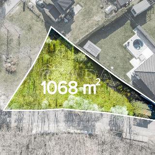 Prodej stavební parcely 1068 m² Zdiby