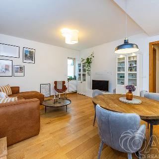 Pronájem bytu 4+kk 106 m² Praha, Radičova