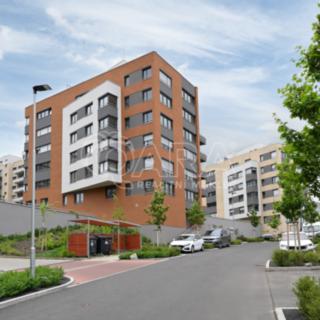 Pronájem bytu 2+kk 53 m² Praha
