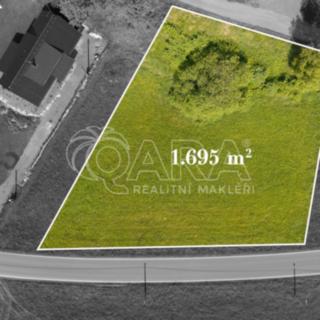 Prodej stavební parcely 1695 m&sup2; Karlovice