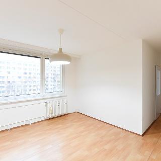 Pronájem bytu 2+kk 33 m² Praha, Vondroušova