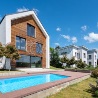 Prodej rodinného domu 270 m² Statenice