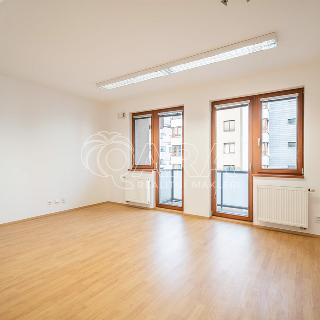 Pronájem bytu 1+kk, garsoniery 35 m² Praha