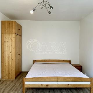 Pronájem bytu 2+kk 38 m² Praha, Nedašovská