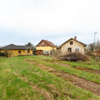 Pronájem stavební parcely 729 m² Dolní Břežany
