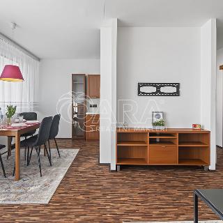 Prodej bytu 3+1 71 m² Praha, Fantova