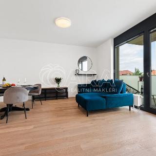 Pronájem bytu 3+kk 77 m² Praha, Květnového vítězství