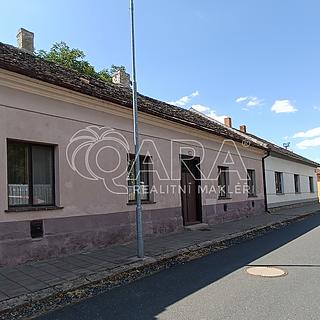 Prodej rodinného domu 99 m&sup2; Pečky