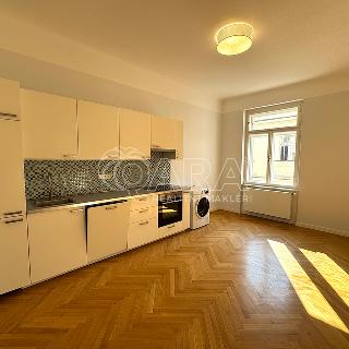 Pronájem bytu 3+kk 83 m² Praha, Ječná