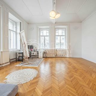 Prodej bytu 5+1 a více 172 m² Praha, Gorazdova