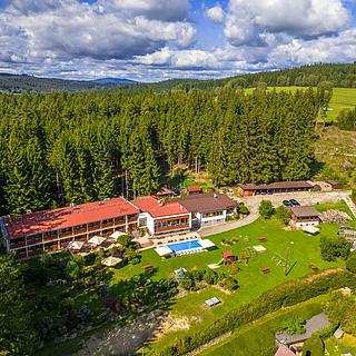 Prodej hotelu, penzionu 1270 m&sup2; Lipno nad Vltavou