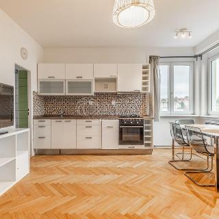 Pronájem bytu 2+kk 40 m² Praha, Patočkova