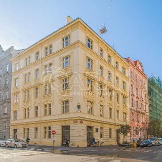 Prodej bytu 3+kk 65 m² Praha, Šimáčkova