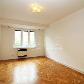 Pronájem bytu 1+kk a garsoniéry 26 m² Praha, Koulova