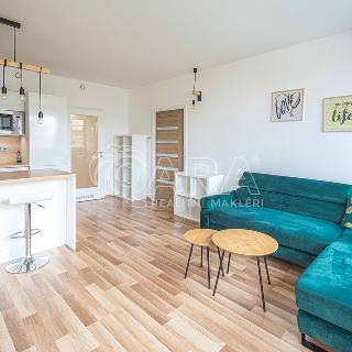 Pronájem bytu 2+kk 48 m² Praha, Tupolevova