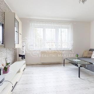 Prodej bytu 3+1 66 m² Spálené Poříčí, Lipnická