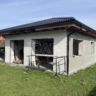 Prodej rodinného domu 100 m² Mukařov, 