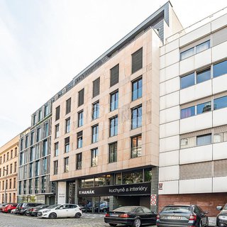 Pronájem kanceláře 154 m² Praha, Kováků