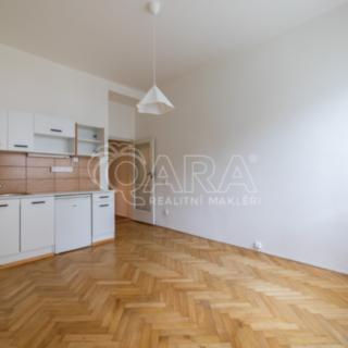 Prodej bytu 1+kk, garsoniery 23 m² Praha