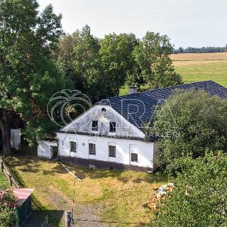 Prodej chalupy 300 m² Budišov nad Budišovkou, 