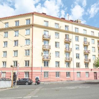 Prodej bytu 3+1 89 m² Praha