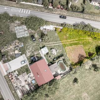 Prodej stavební parcely 900 m² Bašť, Hlavní