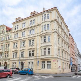 Pronájem bytu 2+kk 46 m² Praha, Čestmírova