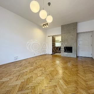 Pronájem bytu 3+kk 76 m² Praha, Roháčova