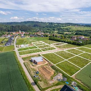 Prodej stavební parcely 12 337 m² Kácov