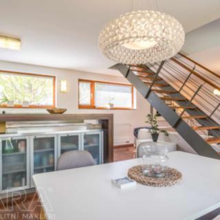 Prodej rodinného domu 130 m² Zeleneč