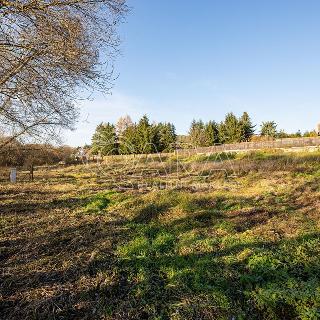 Prodej stavební parcely 1 068 m² Krhanice