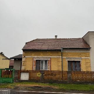 Prodej rodinného domu 64 m² Budiměřice, 