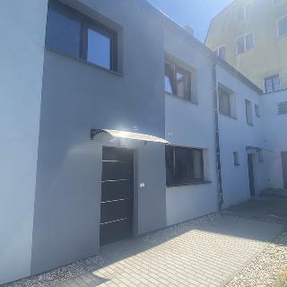 Prodej bytu 1+kk a garsoniéry 30 m² Svitavy, náměstí Míru