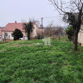 Prodej stavební parcely 600 m&sup2; Žeravice