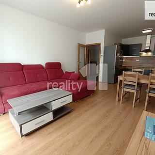 Pronájem bytu 2+kk 60 m&sup2; Chýně