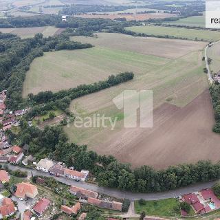 Prodej stavební parcely 30 111 m² Brozany nad Ohří, Mikulova