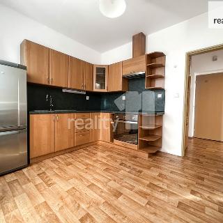 Pronájem bytu 1+1 34 m² Otrokovice, J. Jabůrkové